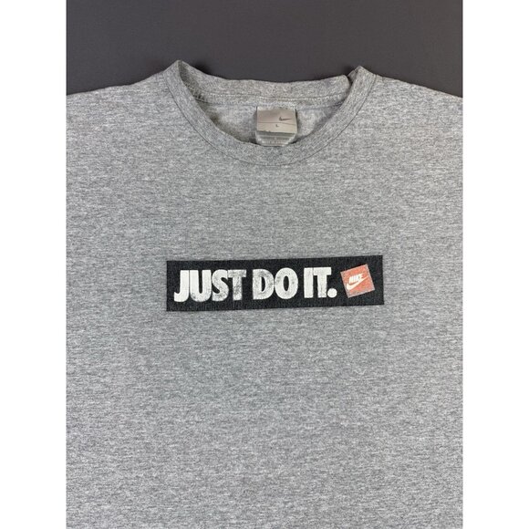 Rare Vintage Y2K Nike Swoosh Just Do It Classic Slogan Ad Grey Shirt Silver Tag - Picture 3 of 8